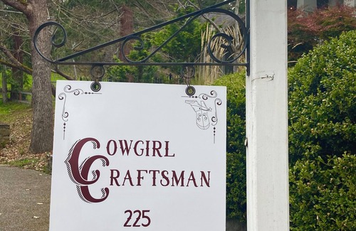 Jacksonville Apartamento | Cowgirl Craftsman - Private Suite Upstairs - 2 blocks Historic Downtown J'ville