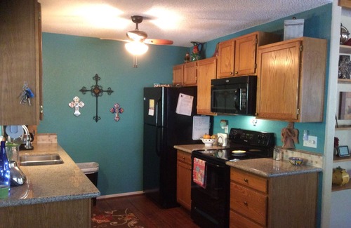 Ruidoso Cabina | Cowhide Creek Cabin con WiFi y A / C