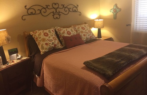 Ruidoso Cabina | Cowhide Creek Cabin con WiFi y A / C