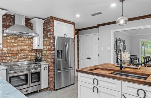Fort Worth Casa | Cowtown Casa: A Place to Hang Your Hat