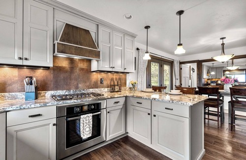 Somers Cabina | Coyote Bluff Estate