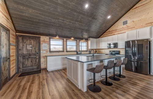 Martindale Casa | Right Turn Ranch I Familes, stargazing, Martindale