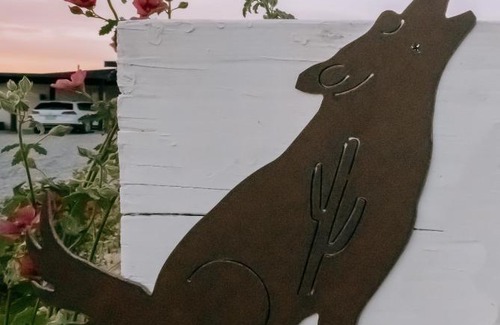 Joshua Tree Casa | Coyote Tracks - A Modern Desert Experience