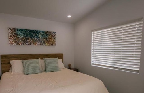 Joshua Tree Casa | Coyote Tracks - A Modern Desert Experience