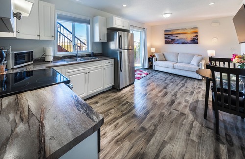 North Cowichan Casa | Cozy Two Bedroom, centrally located