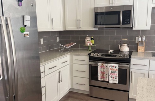 Southwest Raleigh Apartamento | Cozy 1 Bed & 1 Bath Getaway with Office!