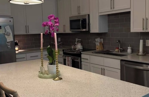 Southwest Raleigh Apartamento | Cozy 1 Bed & 1 Bath Getaway with Office!