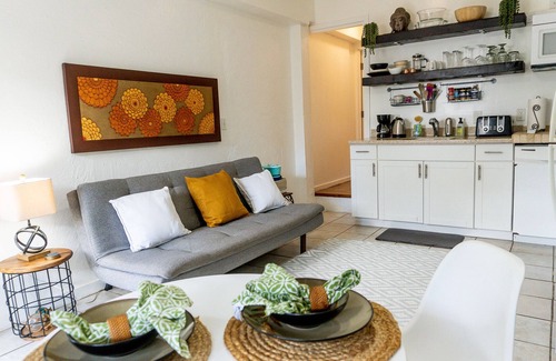 Pupukea Cabaña | Cozy 1 bed & 1 bath, walking distance to beach.