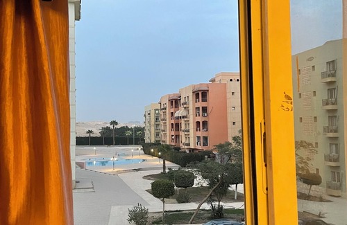 Dream Land Apartamento | Cozy 1-bedroom apartment with WiFi, AC in lovely 6th of October City