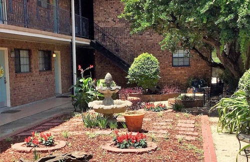 Beauregard Town Historic District Apartamento | Cozy 1-bedroom apartment with WiFi, AC in wonderful Baton Rouge