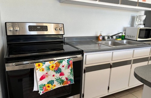 Rio Jueyes Apartamento | Cozy 1-bedroom apartment in enjoyable Salinas with AC, WiFi