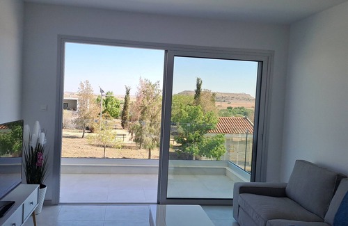 Aglantzia Apartamento | Cozy 1-bedroom apartment in welcoming Aglantzia