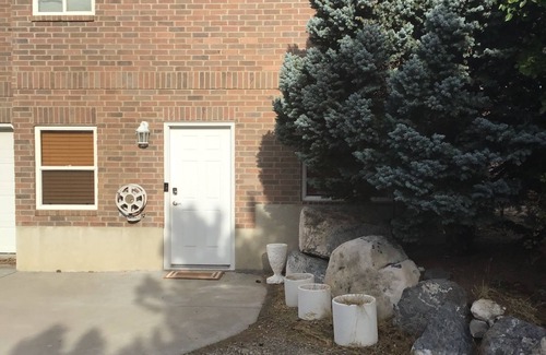 Box Elder County Apartamento | Cozy 1-bedroom apartment in the quiet Radio Hill district of Tremonton.