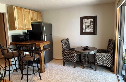 Bigfork Apartamento | Cozy 1-bedroom apartment in tranquil Bigfork with WiFi