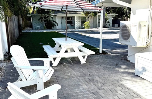 Downtown Dunedin Apartamento | Cozy 1-bedroom apartment in charming Dunedin 2 min walk from downtown