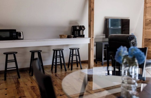 Gresham Apartamento | Cozy 1-bedroom apartment with WiFi, AC in serene Gresham