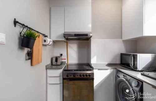 Al Quoz Apartamento | Cozy 1-bedroom apartment with WiFi, fitness room in delightful Dubai