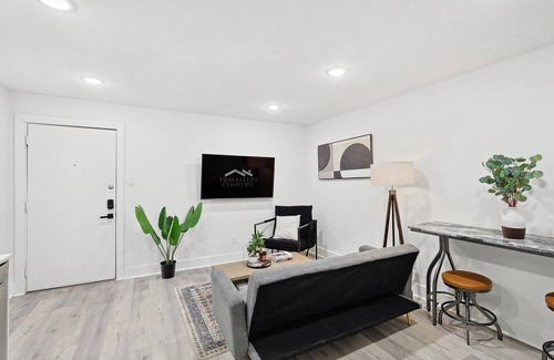 Old East Dallas Apartamento | Cozy 1-bedroom apartment in welcoming Dallas with WiFi, AC