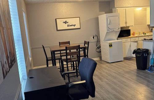Irving Apartamento | Cozy 1-bedroom apartment with AC, WiFi and Washer/Dryer in Irving