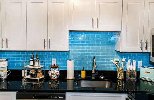 University District Apartamento | Cozy 1-bedroom boho theme. Walking distance to UOM.