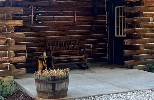 Imperial Cabina | Cozy 1-Bedroom Cabin Retreat