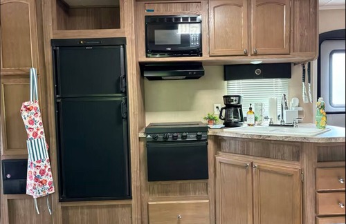 Salem Casa | Cozy 1-bedroom camper close to Clemson and Lake Jocassee