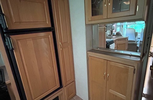 Petal Alquiler De RV | Cozy 1-bedroom campground with AC and WiFi in charming Petal!