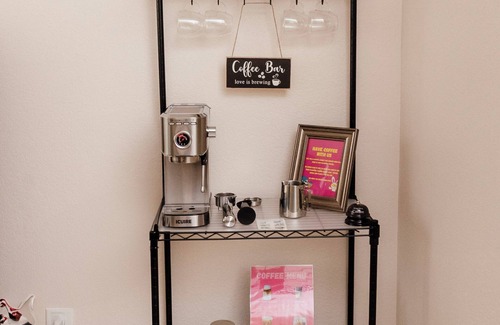 Clegg Apartamento | Cozy 1-bedroom Coffee House: Central to Research Triangle