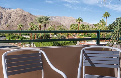Old Las Palmas Condominio | Cozy 1-bedroom condo with fitness room, WiFi in welcoming Palm Springs
