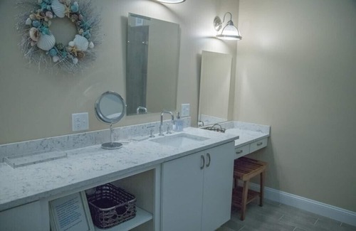 Watch Hill Historic District Condominio | Cozy 1-bedroom condo in Watch Hill