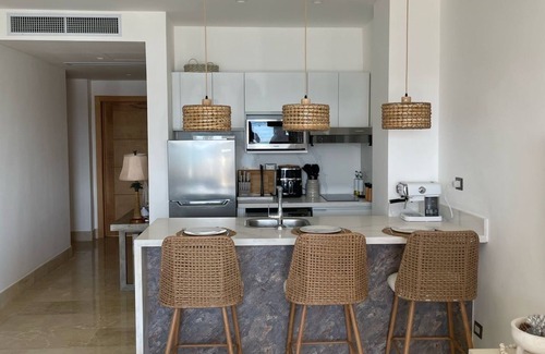 Barrio La Fortaleza Vieja Condominio | Cozy 1-bedroom condo in Samana w/ AC, WiFi, fitness room, pool and amazing view.