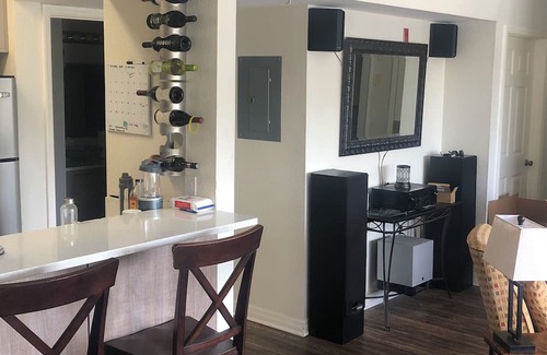 Oak Ridge Condominio | Cozy 1-bedroom condo in charming Orlando with AC, fitness room, WiFi