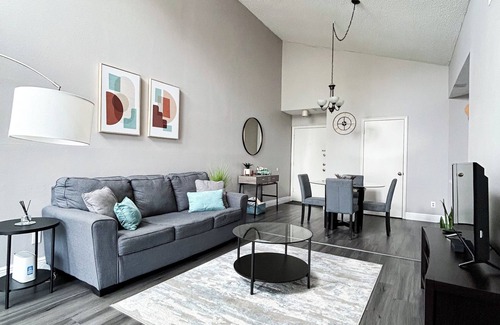 Ventura Condominio | Cozy 1-bedroom Condo in Luxury Gated Community