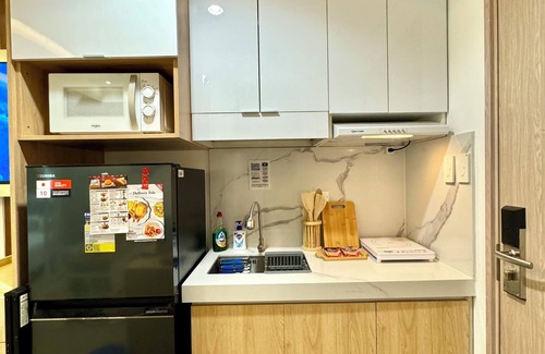 Balibago Condominio | Cozy 1-bedroom condo with few steps away to Sta. Rosa SM Mall.