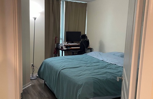 Financial District Condominio | Cozy 1-bedroom condo with AC, WiFi in cool Toronto