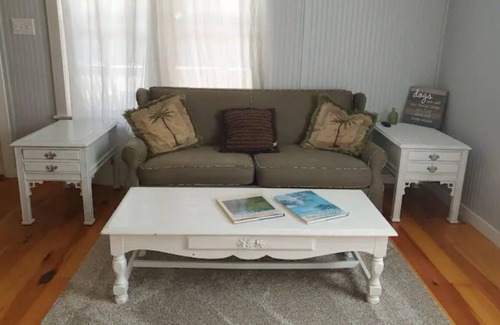 Westminster Cabaña | Cozy 1-Bedroom Cottage in Westminster, SC