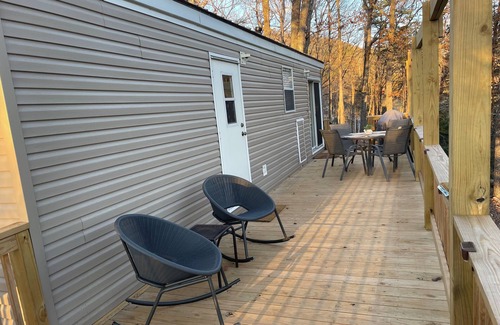 Franklin Cabaña | Cozy 1-bedroom cottage for Hiking, Waterfalls & WNC Adventures!