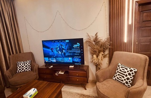 Bab Sharqi Condominio | Cozy 1-bedroom condo with WiFi, AC in terrific Alexandria