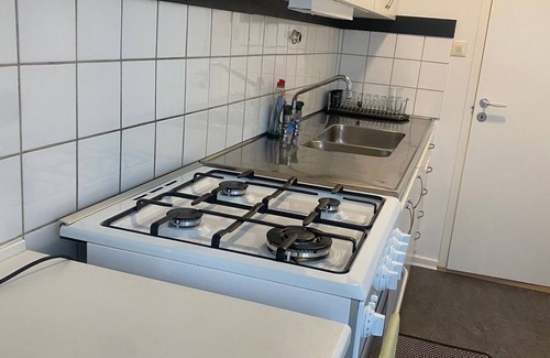Lundby Apartamento | Cozy 1-Bedroom Göteborg Apartment - Central,Tram 6/8,Near Liseberg & Attractions
