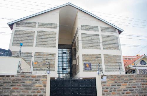 Nakuru Apartamento | Cozy 1 bedroom getaway in section 58, lake Nakuru views