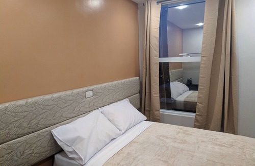 Iligan Casa | Cozy 1-bedroom hotel in superb Iligan City with AC, WiFi
