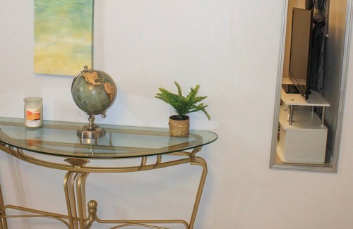 Fairvilla Casa | COZY 1 BEDROOM HOUSE UNIVERSAL & DOWNTOWN 20 MINUTES AWAY