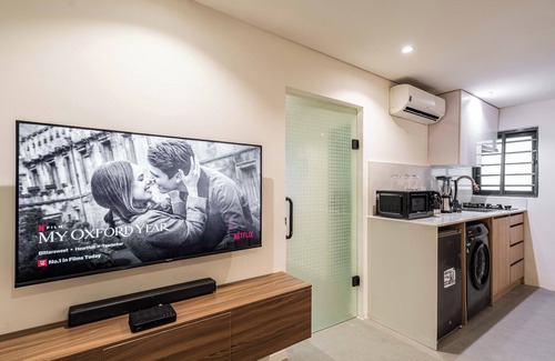 Ikoyi Casa | Cozy 1-Bedroom in Dolphin Estate, Ikoyi with Wi-Fi, DSTV & Modern Amenities