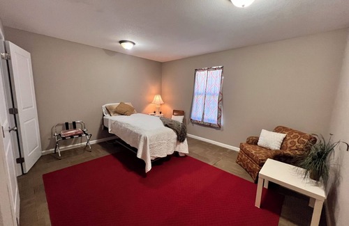 Milligan Casa | Cozy 1-bedroom, private bathroom suite in delightful Crestview.