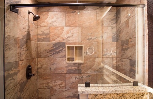 Gatlinburg Complejo | Cozy 1-bedroom Resort with Fitness Room, Waterpark in Charming Gatlinburg