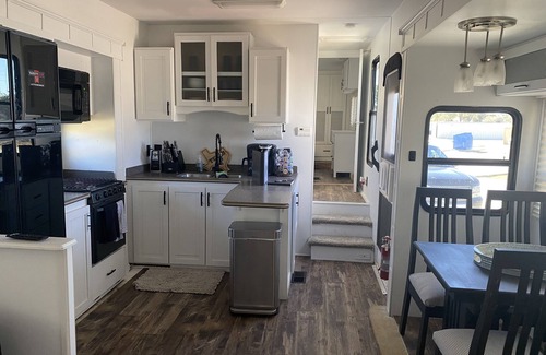Lubbock Casa | Cozy 1-Bedroom RV Retreat with Pool Access