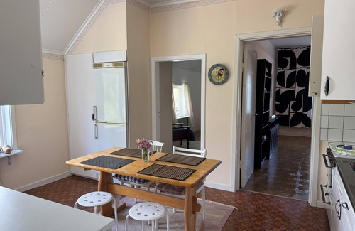 Ramsjo Apartamento | Cozy 1-bedroom apartment in Hedsjö - Near hiking and fishing