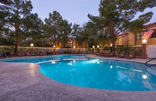 Las Vegas Complejo | Cozy 1-bedroom villa in beautiful Las Vegas