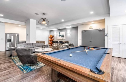 Channel District Apartamento | Cozy 1-bedroom with office and daybed, in lovely Chanelside District Tampa