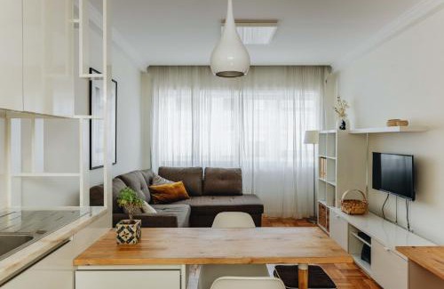 Bonfim Apartamento | Cozy 1-Bedroom with Private Terrace in Palmela